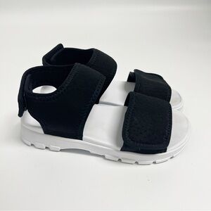 Kids Hunter Original Outdoor Sandals Sz UK 13 US Sz 1 new